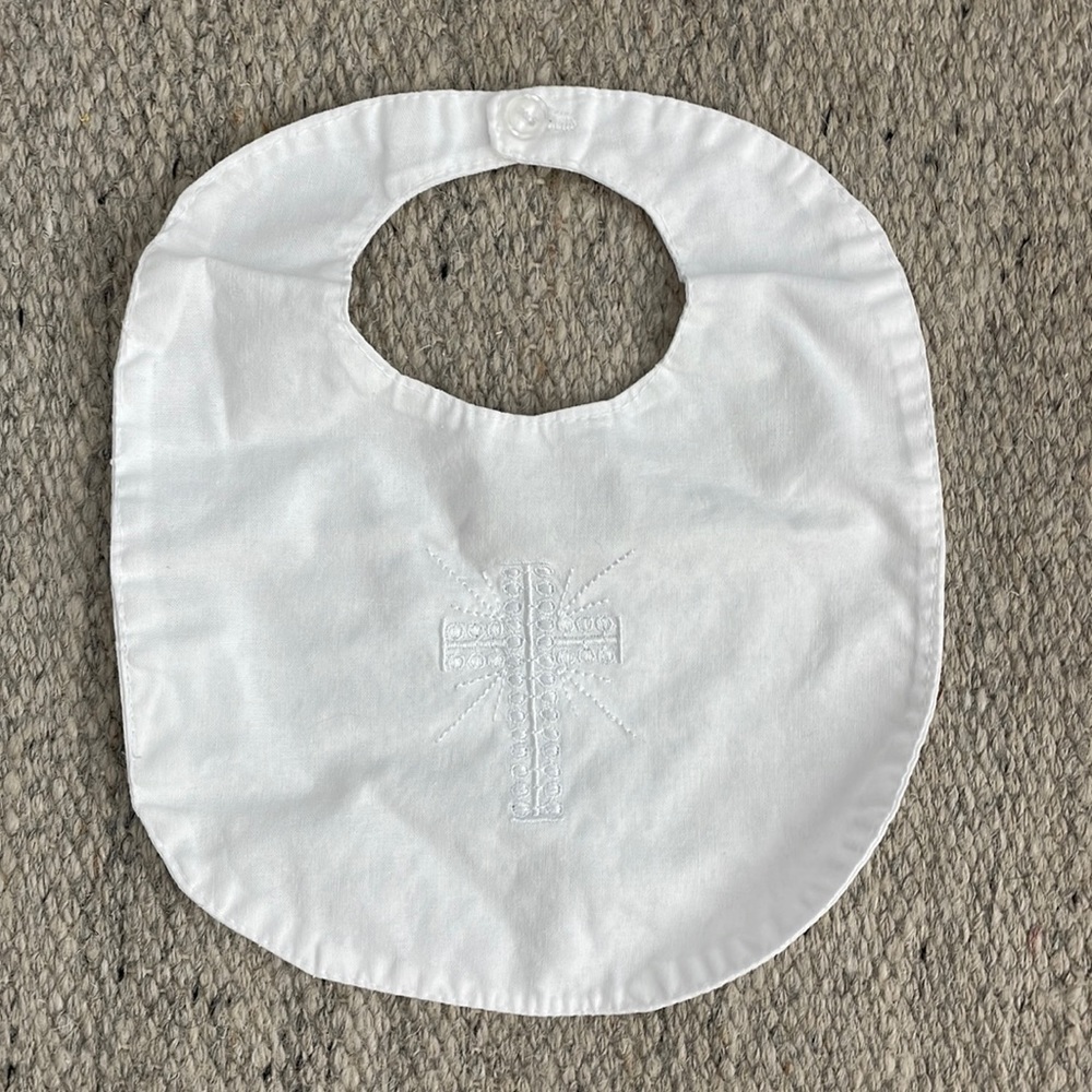 Cross bib